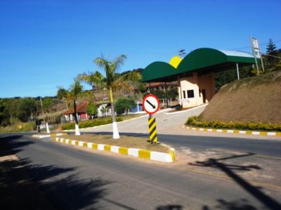 Condomínio fechado em Monte Alegre do Sul.   