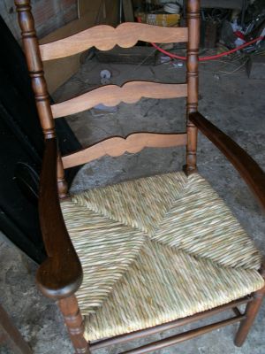 EMPALHADOR DE CADEIRAS ADAO