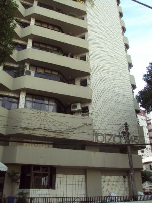 100 metros da Praia em Santos 