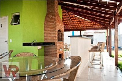 Vendo casas em condominio fechado no Bairro Jardim Das Palmeiras 2    99.800