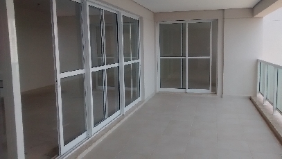 Alto Padrao, 4 Suites, Vista Definitiva, fica a 1h20m de SP