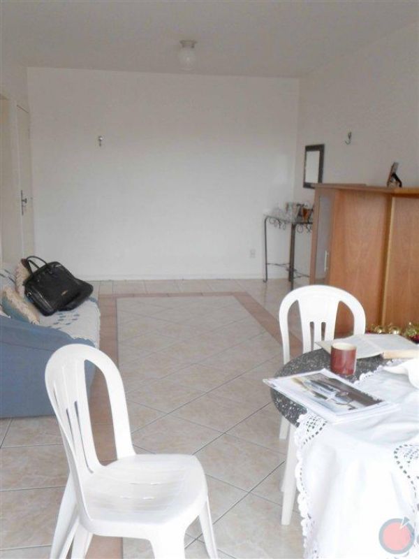 Ed. Andréia bairro Centro em Criciúma (próx. bombeiros).