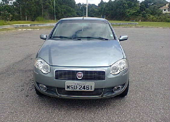 Carro de aluguel com motorista para viagens podendo utilizar o próprio veículo do cliente