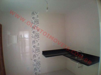 Olinto Imóveis vende Triplex 3 qts no Ouro Verde em Rio das Ostras