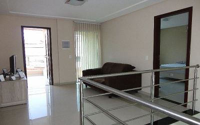 Belíssima Casa no Parque do Jiqui