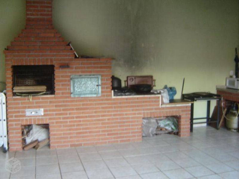 Sobrado, em bairro tranquilo, area gourmet, frente p. area verde