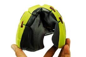 SKECHERS - CORRA COM DESEMPENHO E CONFORTO COM O MELHOR TÊNIS DE CORRIDA