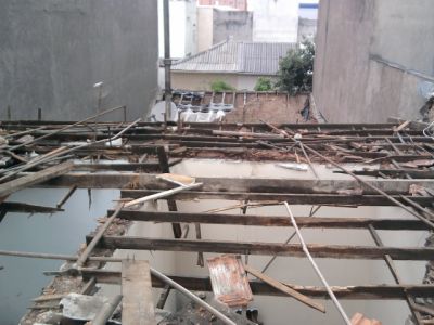 DEMOLIÇÃO E COMPRA DE MATERIAIS USADOS