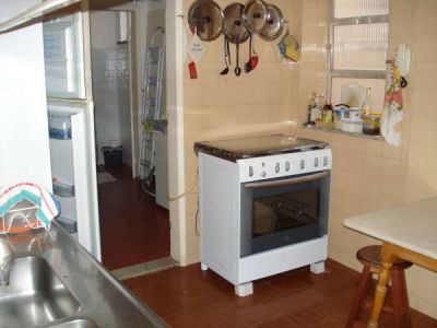 Alugo temporada apartamento 120 mq a 100 mt do Farol da Barra Salvador