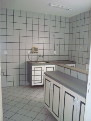 Praia do morro em Guarapari, espirito santo, 2 quartos, frente para a rua, semi mobiliado.