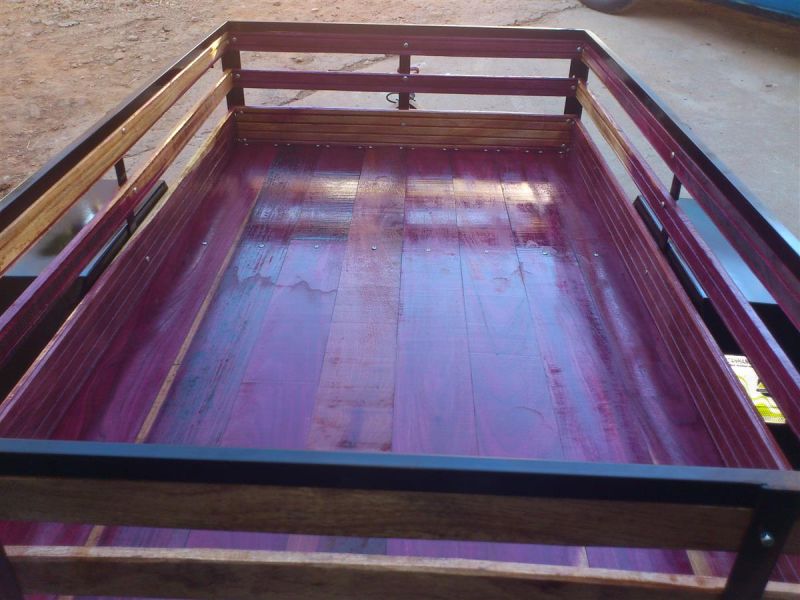 Carreta Fazendinha BT 2.00C x1.20L x 0.40A - ITANHANDU REBOQUES