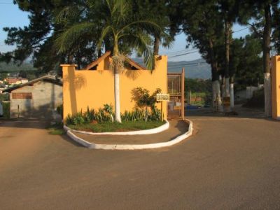 Terreno em condomínio em Atibaia 1.357m² R$ 130 mil out.11