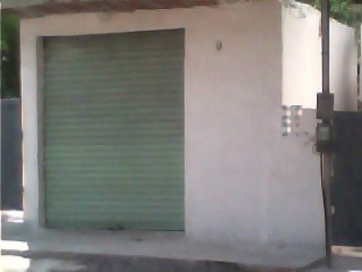 LOJA + AMPLO TERRENO de FUNDOS