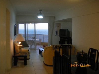 belíssimo apto frente mar Camboriú 3 dormit.