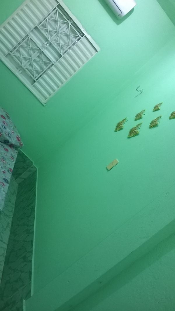 Casa mobiliada tv a cabo ar com agua e luz 1000