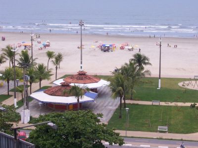 APARTAMENTO FRENTE AO MAR - VISTA MARAVILHOSA
