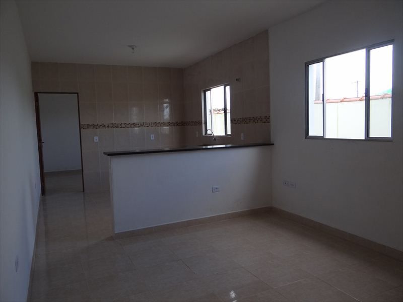 Casa Novinha em Mongaguá