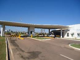 VENDO TERRENO Condomínio Horizontal Florais dos Lagos