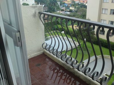 MORUMBI – 180 M2. – 3 SUÍTES + 1 STUDIO – 3 VAGAS – AMPLO – CONDÔMINIO NOBRE.