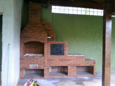 FORNO DE PIZZA, CHURRASQUEIRA, FOGÃO A LENHA, LAREIRA TUDO EM ALVENÁRIA
