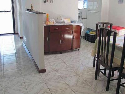 Casa em condomínio fechado a venda em Lauro de Freitas, Bahia