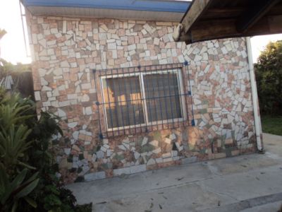 VENDO TERRENO COM 2 CASAS POMAR COM ÁRVORES FRUTÍFERAS E FLORES