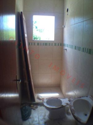 Olinto Imóveis vende Duplex 2 qts no Extensão Serramar  em Rio das Ostras