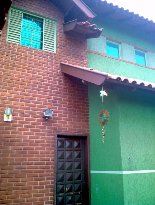 Sobrado   275  M  J.D.  Parana  Londrina (43) 3325-1480