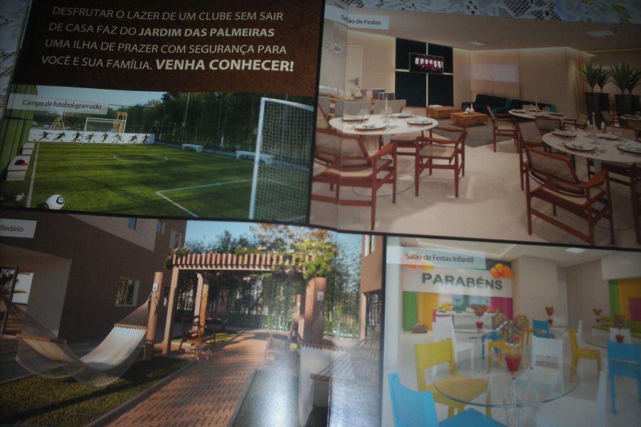 Apto próximo a praia Grande 2 quartos pequena entrada de 16.680,00 e 556,00 mensais.