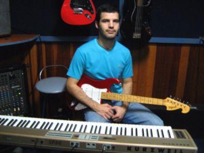Professor de Violão e Guitarra em Residência - Jardim Paulista/Bela Vista