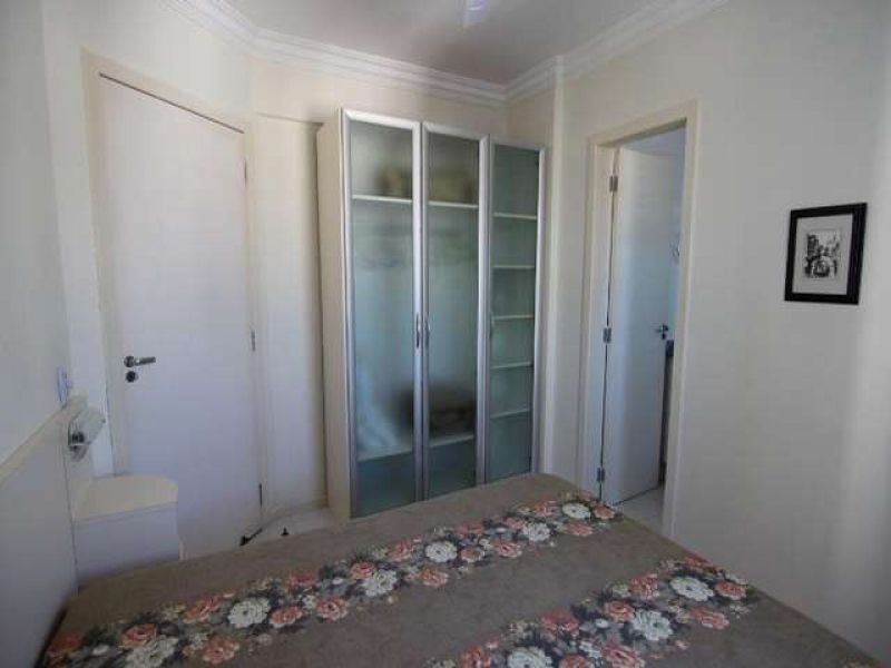 Camboriú Apto Frente Mar com  Wifi varanda churrasq para 7pessoas 