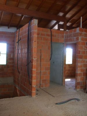 VENDO CASA JD ESPLANADA  5 DORMS 2 SUITES MASTER, ÁREA DE LAZER.