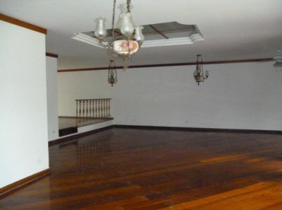 Casa 4 suítes Conomínio Jardim  Marapendi Barra da Tijuca