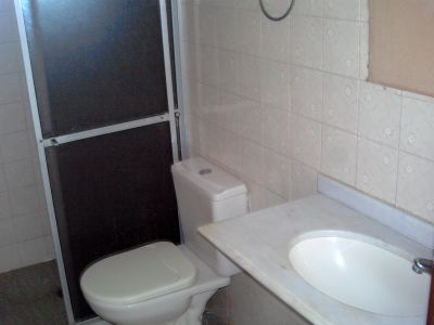 CABULA CD. STª. EDWIRGES 2/4,SUITE,VARANDA,ÁGUA INDIVIDUALIZADA!!!