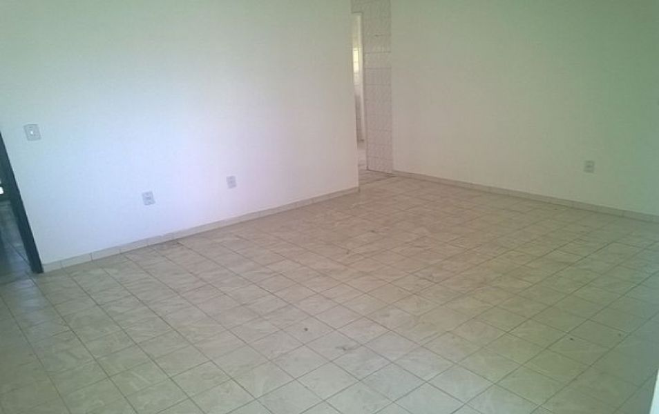 Excelente Apartamento em Candelária - Cód. 1125