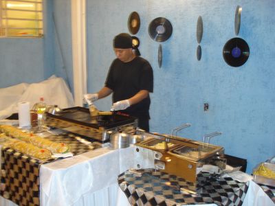 Buffet em Domicílio & Festas Temáticas - Lanchonete / Boteco / Oriental / Espetinhos