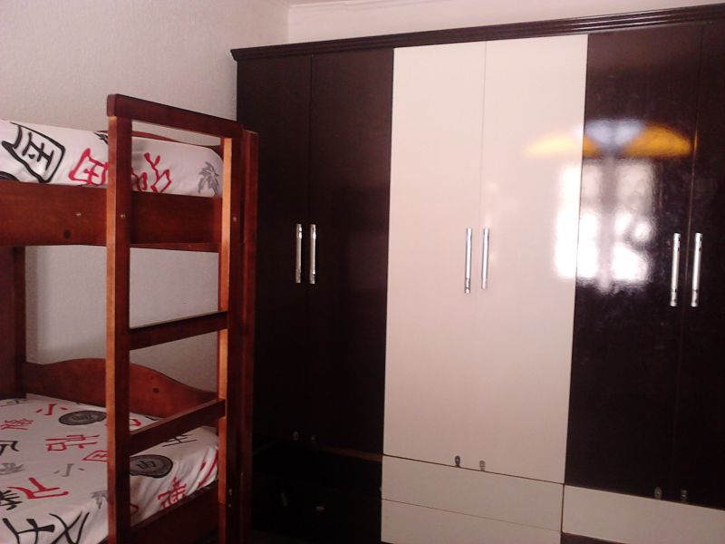 Vaga em Hospedaria para Rapazes.