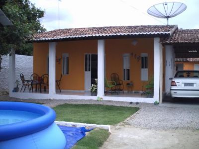 CASA C/ 3 QUARTOS SENDO 1 SUITE+LOJA+KIT NET