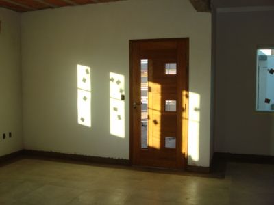 Casa 3 dormitórios - nova