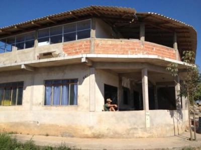 CASA PARA VENDA NO BAIRRO INDUSTRIAL NORTE