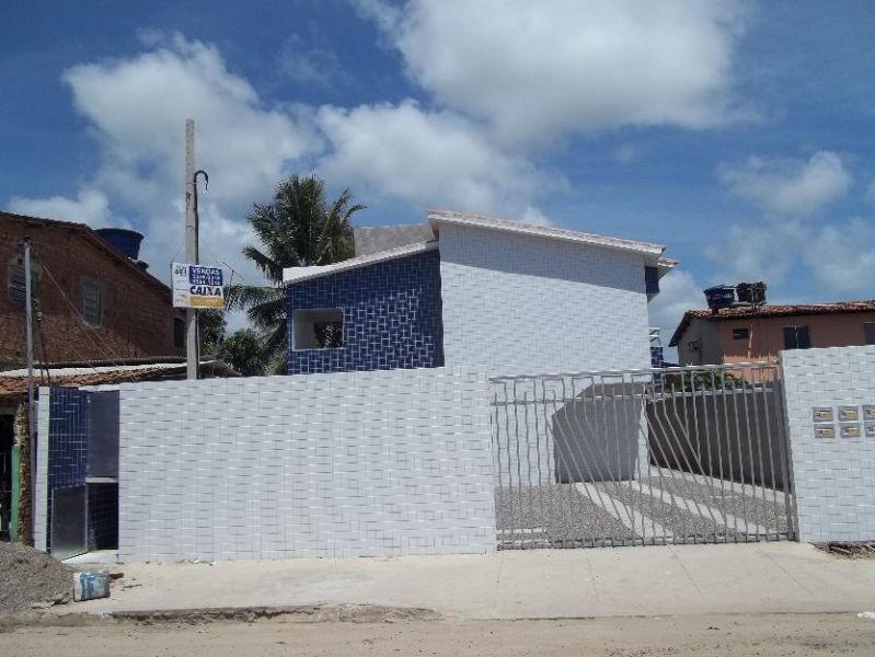 Imóvel Apartamento com suíte em Pau Amarelo Paulista P-075