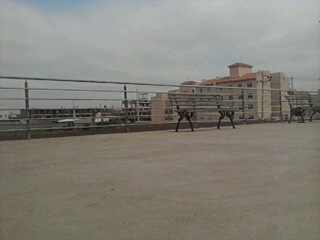 APARTAMENTO 2 QUARTOS NO MELHOR DO SITIO CERCADO