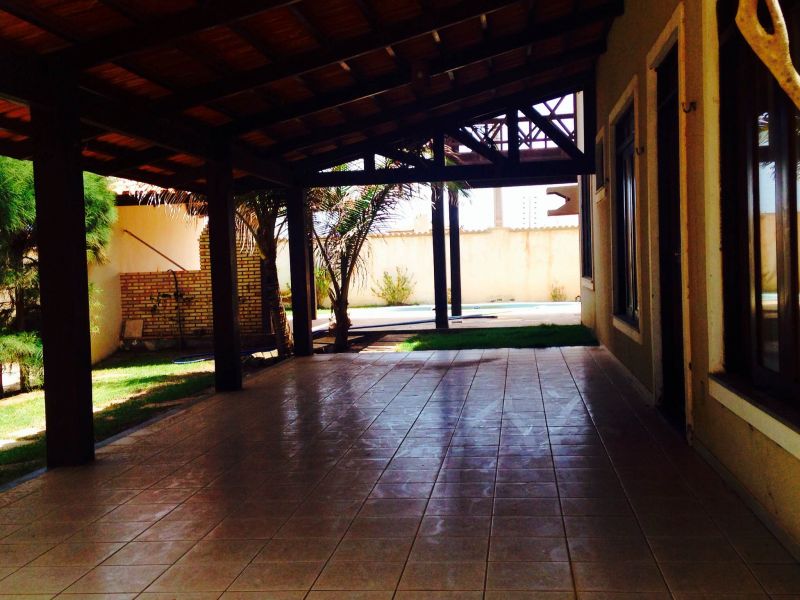 GRANDE OPORTUNIDADE- Vendo Bela Moradia 