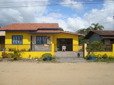 Alugo casa Barra Velha
