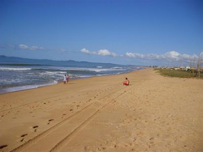 CASA DUPLEX COLONIAL EM UNAMAR - CABO FRIO - LADO DA PRAIA