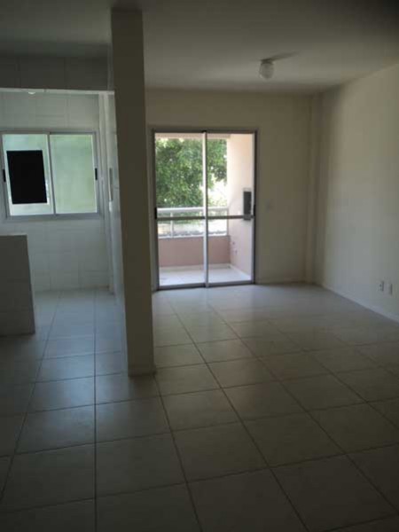 Ed. Cap Ferrat-bairro Centro (fundos mercado Angelôni)