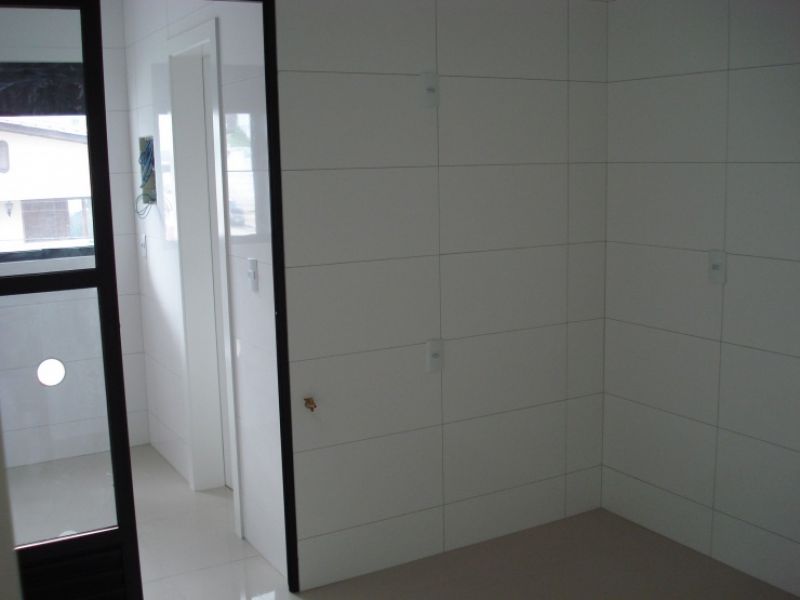 Hannover residencial Centro em Criciúma (próx. sindicato dos mineiros).