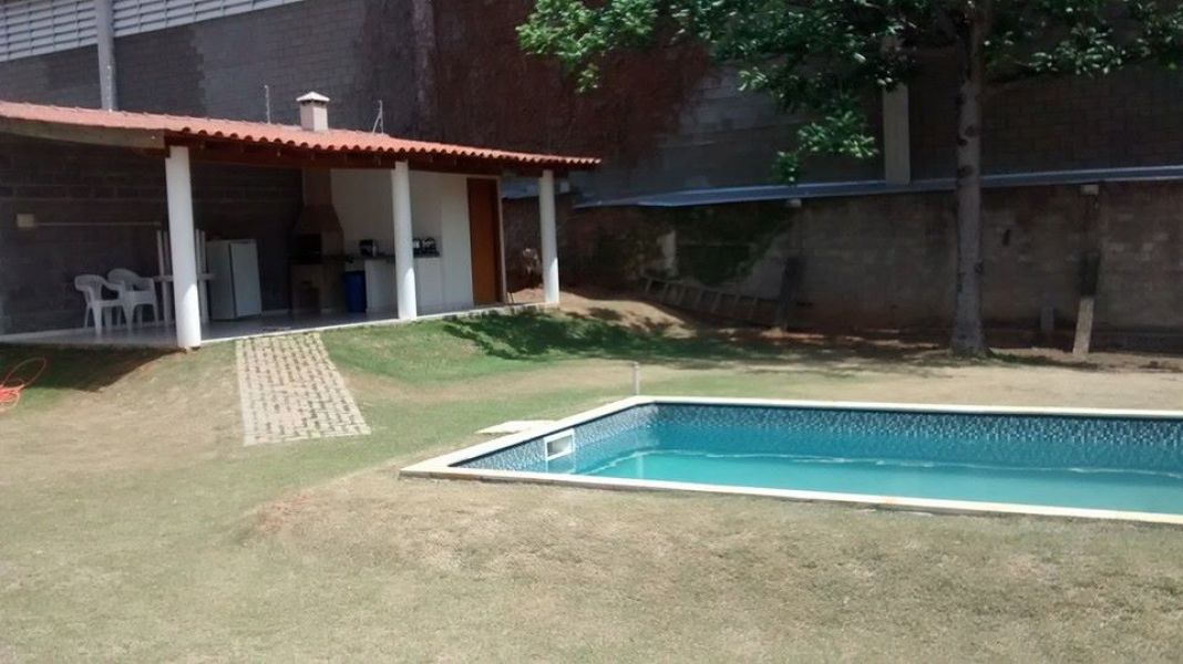 Linda apartamento, 2 dts, sacda e piscina!!