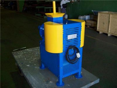 Maromba/Extrusora para pequenas produções em cerâmica
