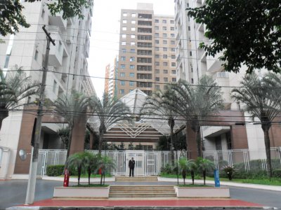 Apartamento localizado na Rua Alameda Jurupis - Moema - SP. Com duas suítes, 73m² de área útil.